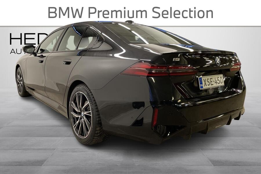 BMW i5 M60 vaihtoauto