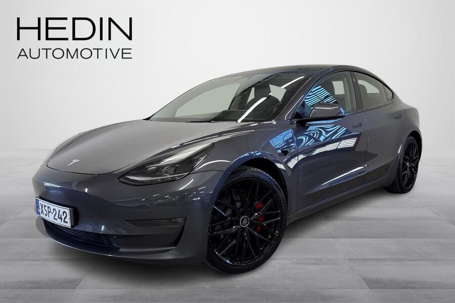 Tesla Model 3 vaihtoauto