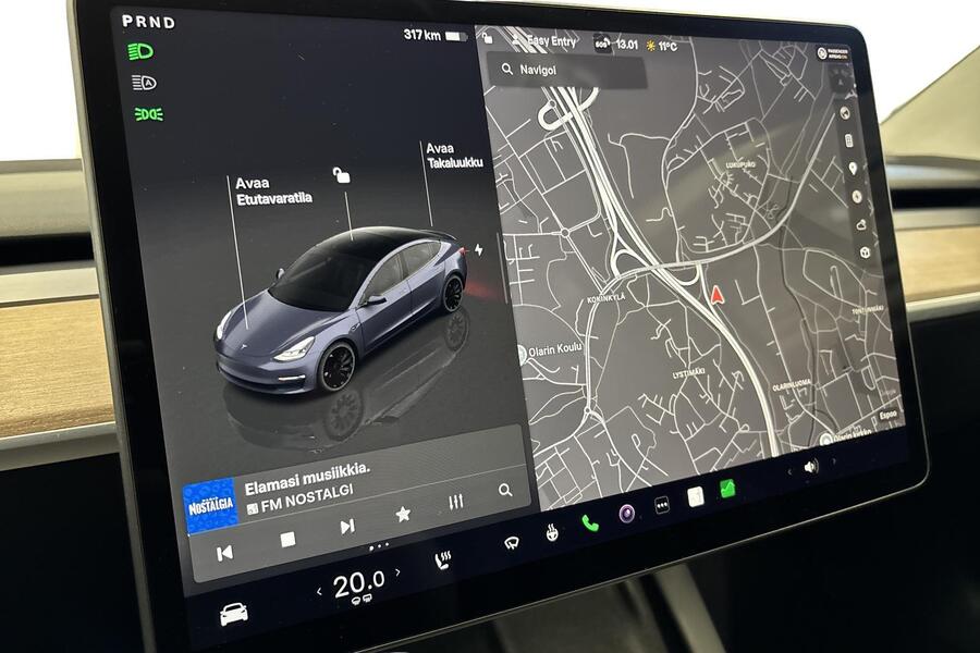 Tesla Model 3 vaihtoauto
