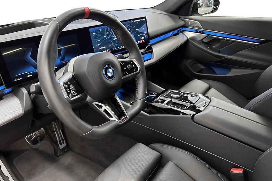 BMW i5 M60 vaihtoauto