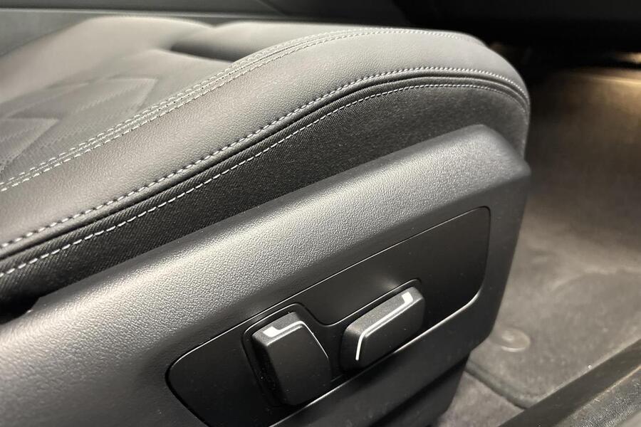 BMW i5 M60 vaihtoauto