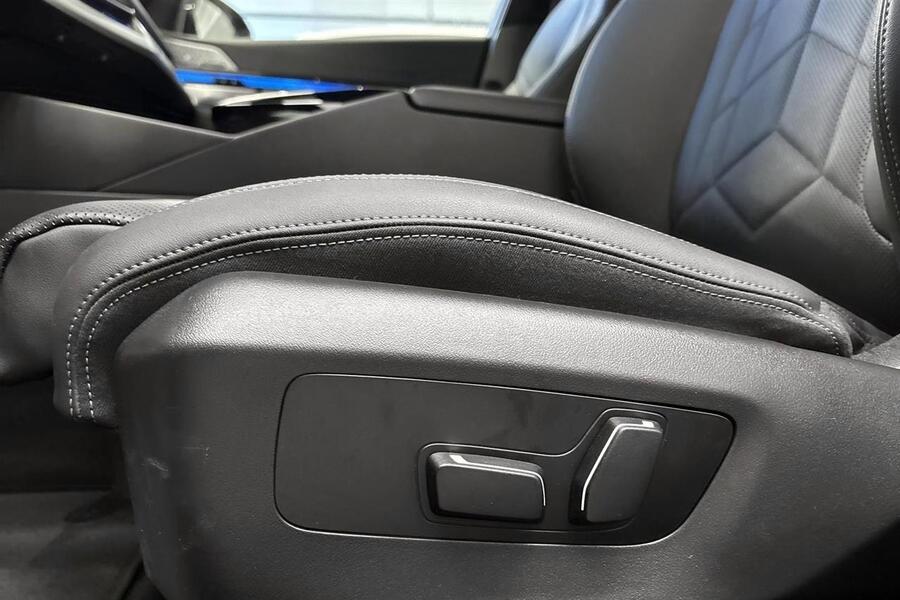 BMW i5 M60 vaihtoauto