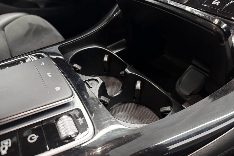 Mercedes-Benz EQC vaihtoauto