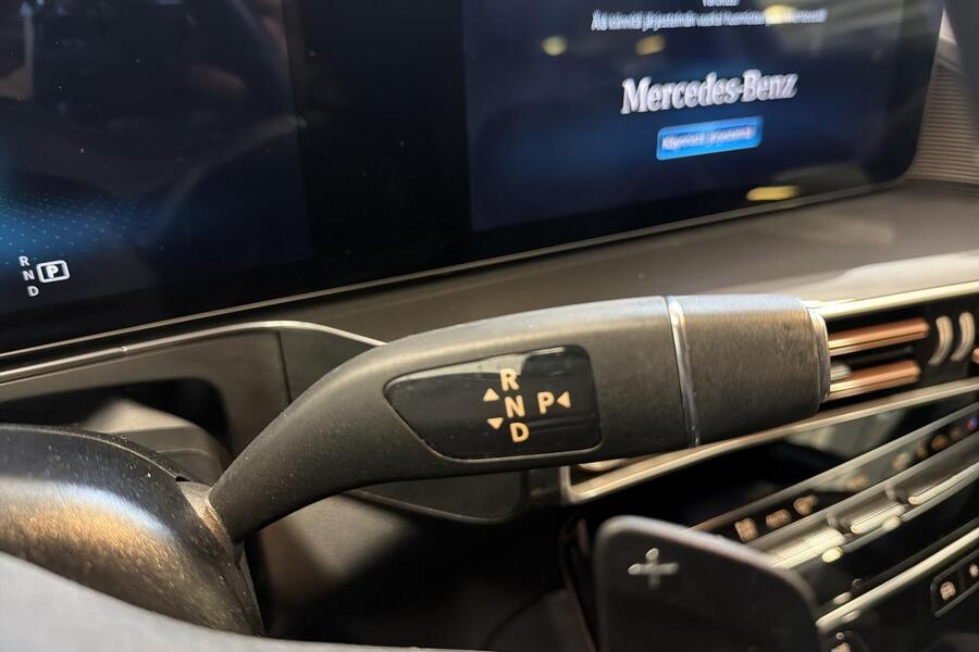 Mercedes-Benz EQC vaihtoauto