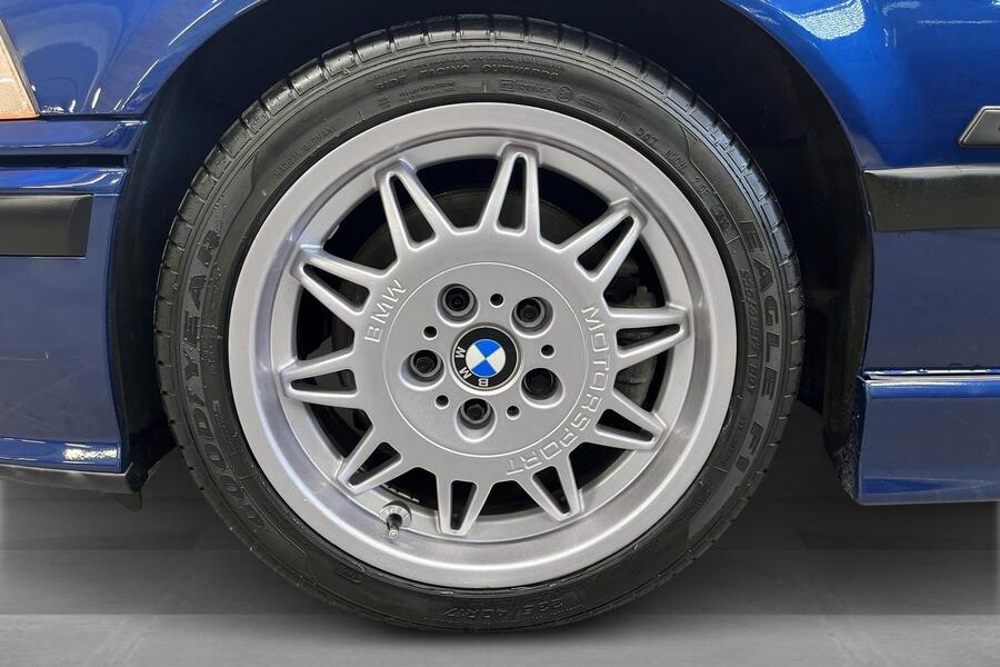 BMW M3 vaihtoauto