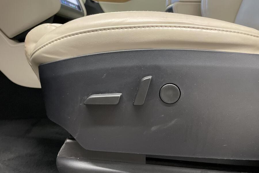 Tesla Model X vaihtoauto