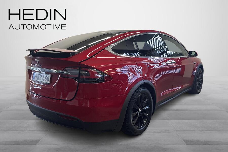 Tesla Model X vaihtoauto
