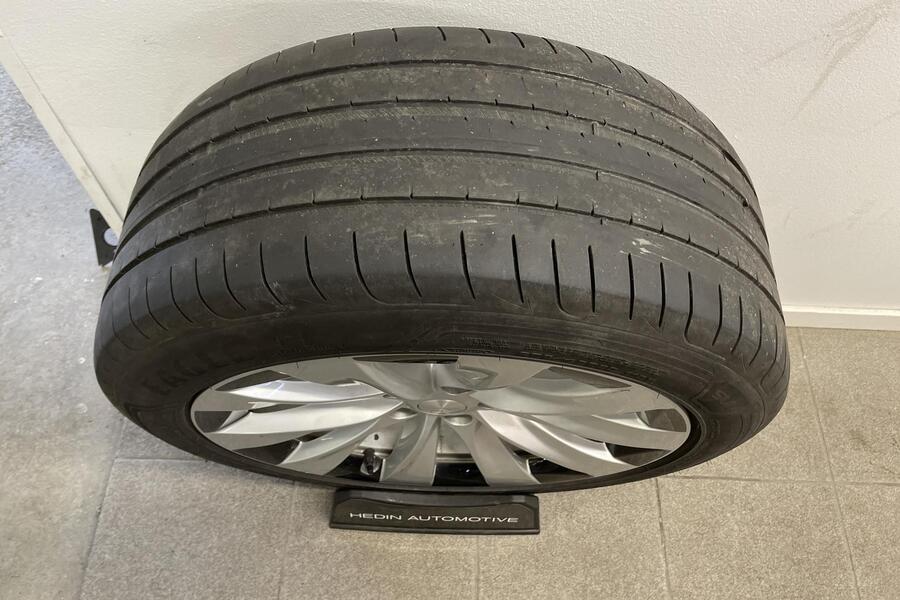 Tesla Model X vaihtoauto