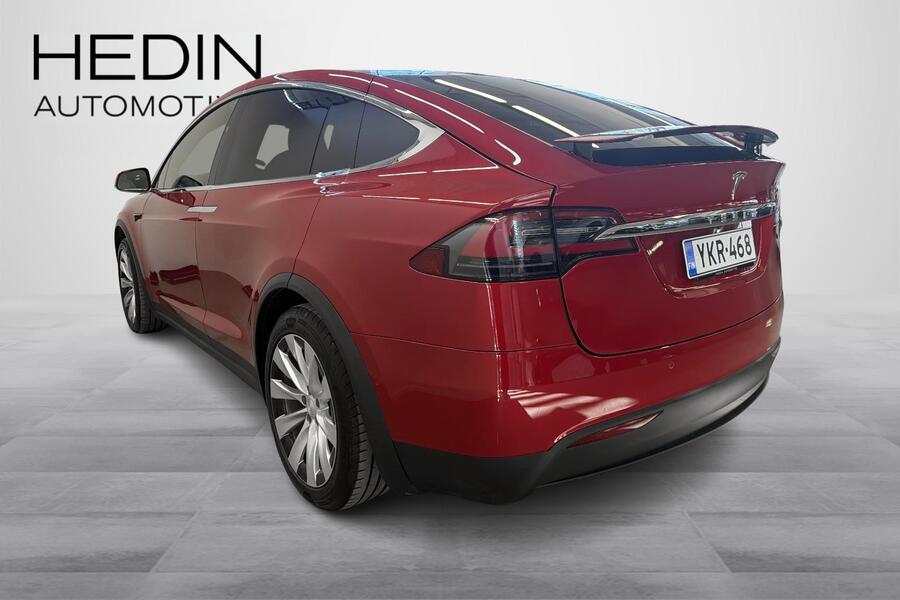 Tesla Model X vaihtoauto