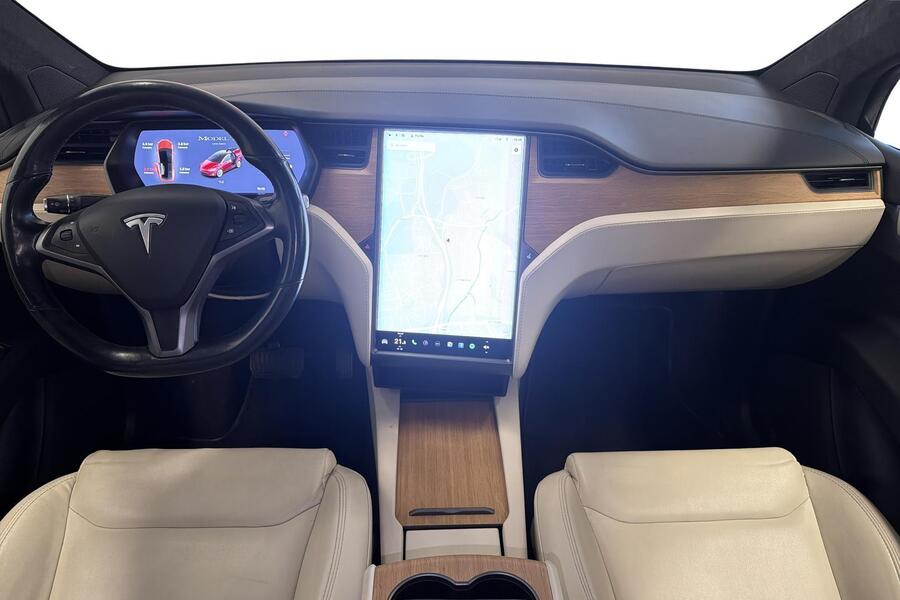 Tesla Model X vaihtoauto