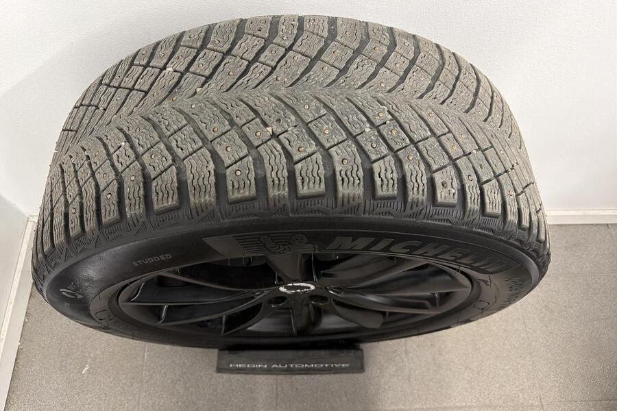 Tesla Model X vaihtoauto