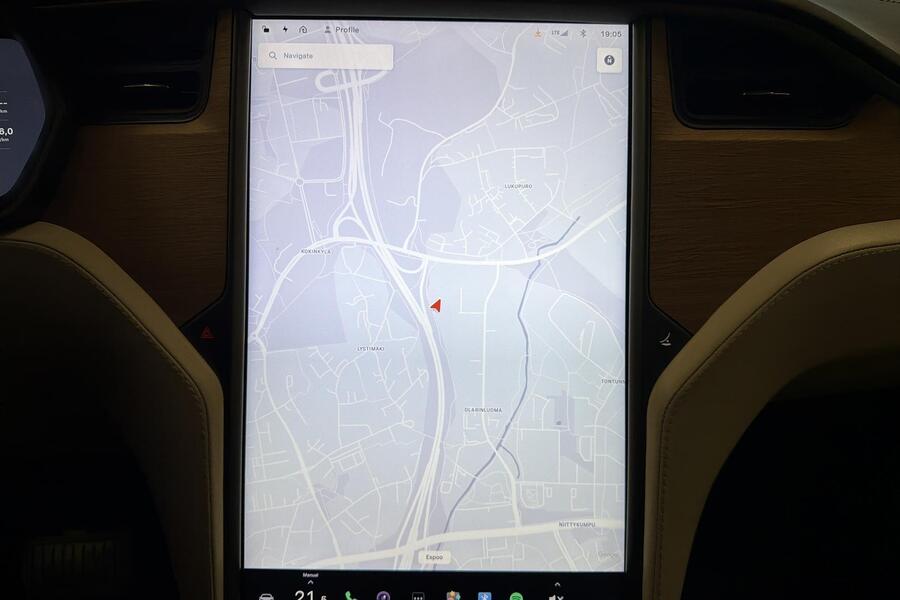 Tesla Model X vaihtoauto