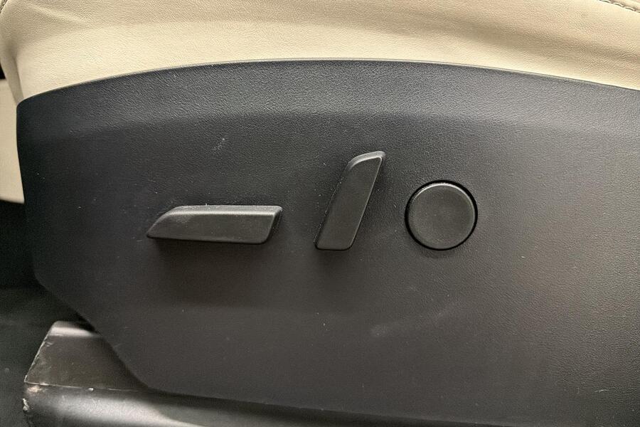 Tesla Model X vaihtoauto
