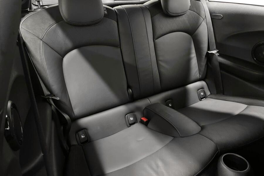 Mini Hatchback vaihtoauto