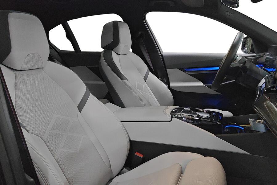 BMW i5 M60 vaihtoauto