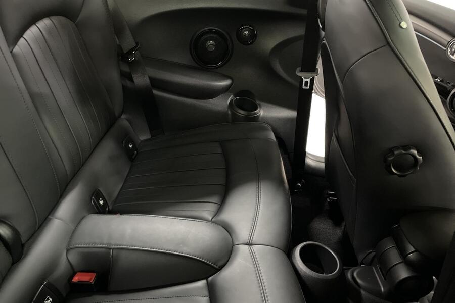 Mini Hatchback vaihtoauto