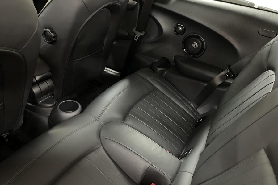 Mini Hatchback vaihtoauto