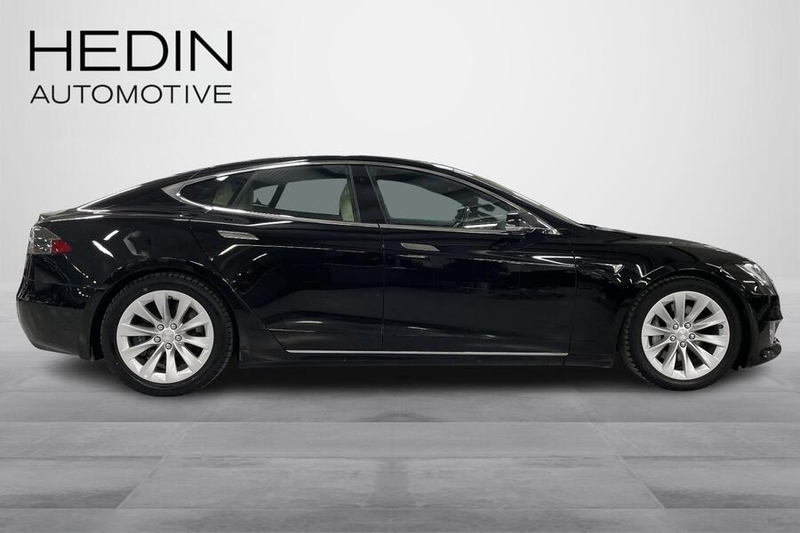 Tesla Model S vaihtoauto