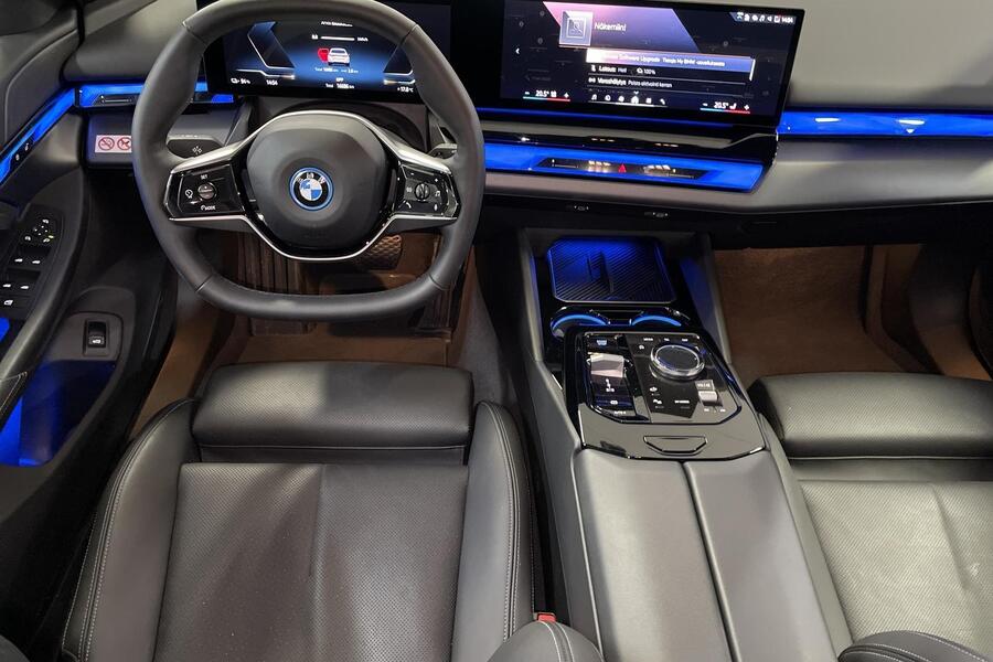 BMW i5 vaihtoauto