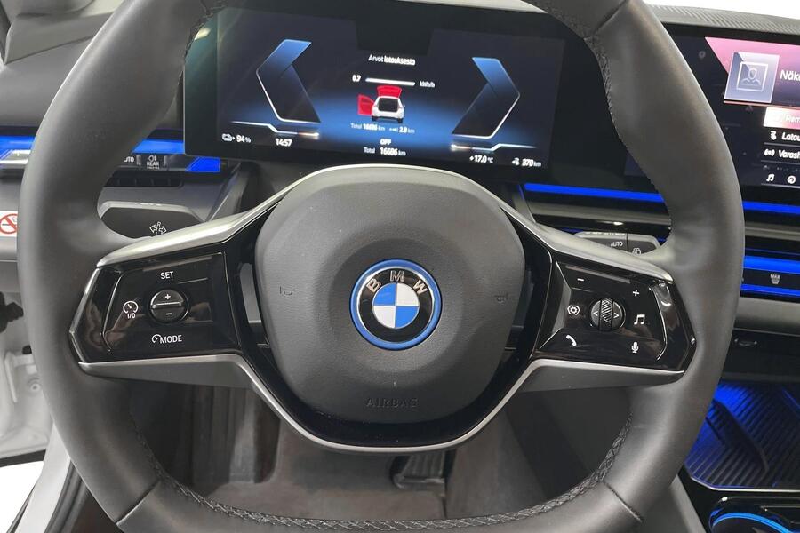 BMW i5 vaihtoauto