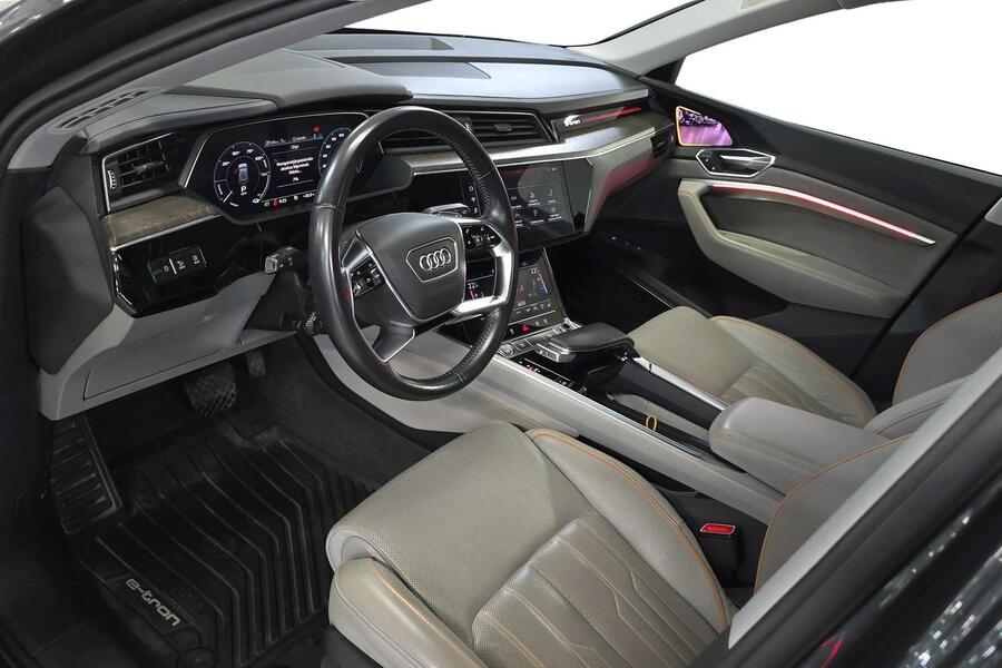 Audi e-tron vaihtoauto