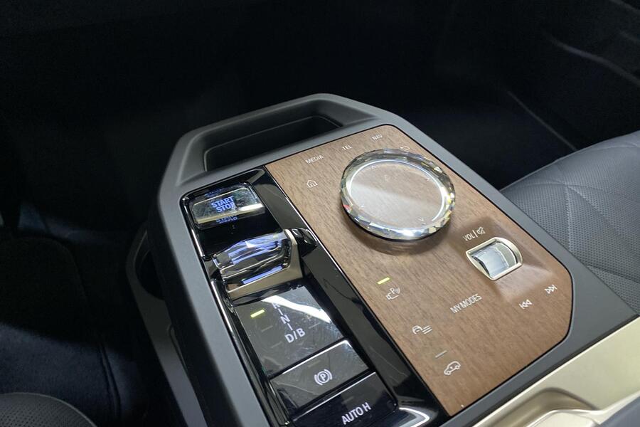 BMW iX M60 vaihtoauto