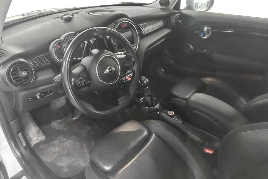 Mini Hatchback vaihtoauto