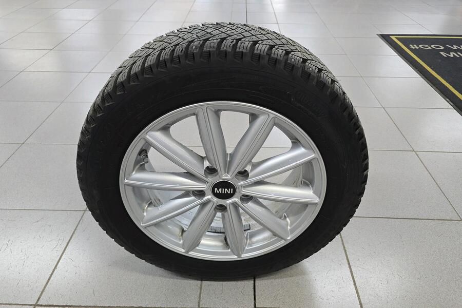 Mini Hatchback vaihtoauto