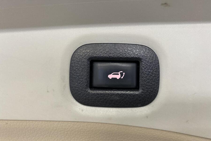 Nissan X-Trail vaihtoauto