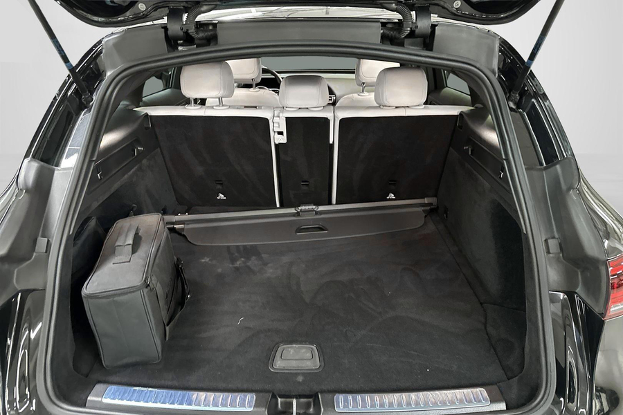 Mercedes-Benz EQC vaihtoauto