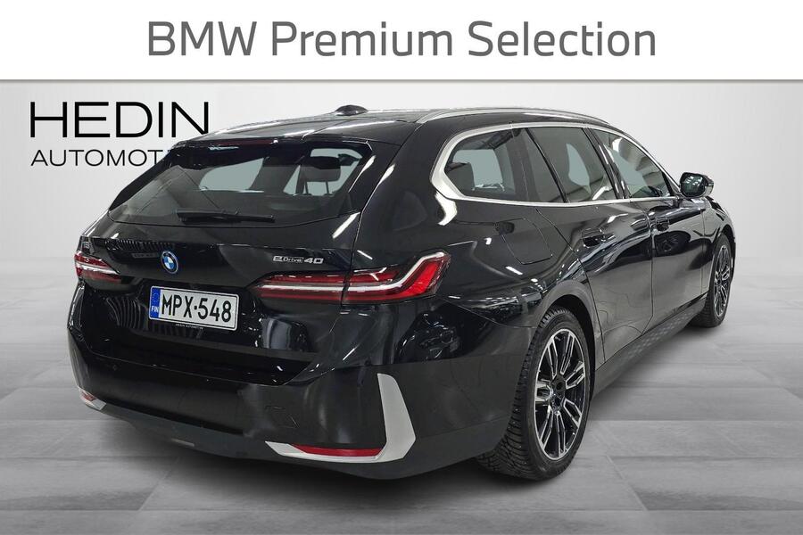 BMW i5 vaihtoauto