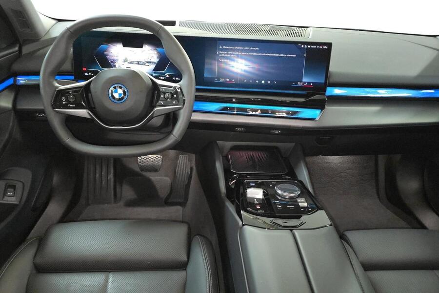 BMW i5 vaihtoauto