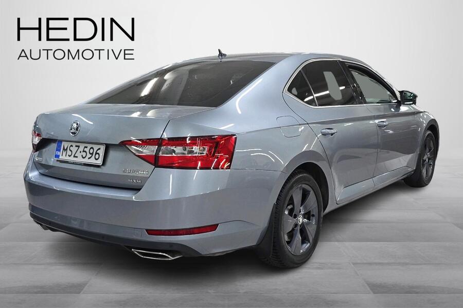 Skoda Superb vaihtoauto
