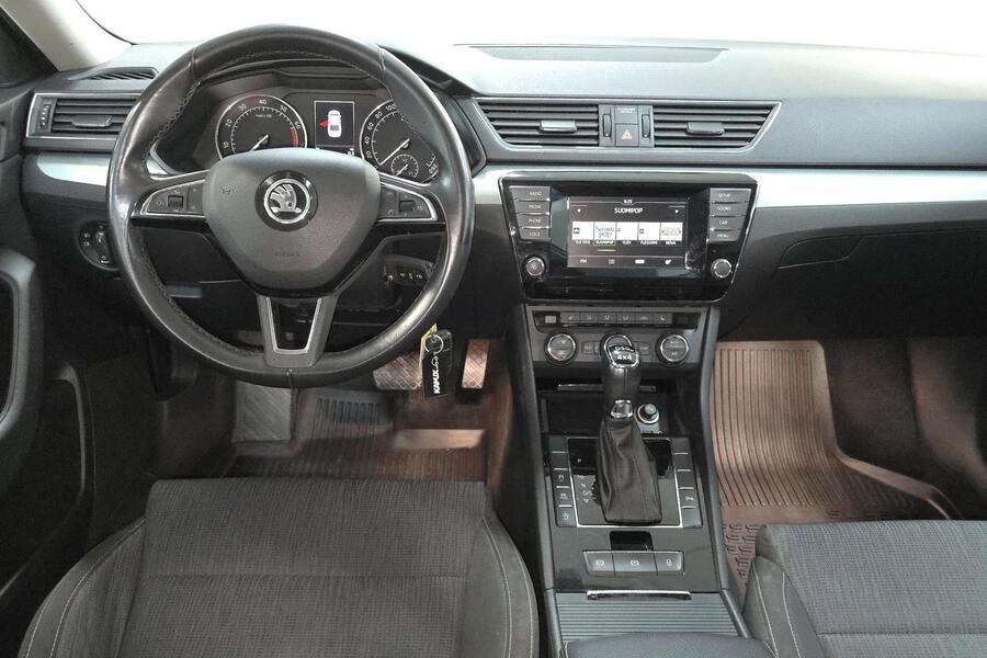 Skoda Superb vaihtoauto