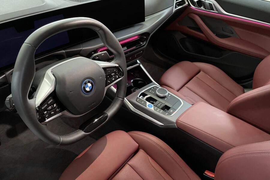 BMW i4 vaihtoauto
