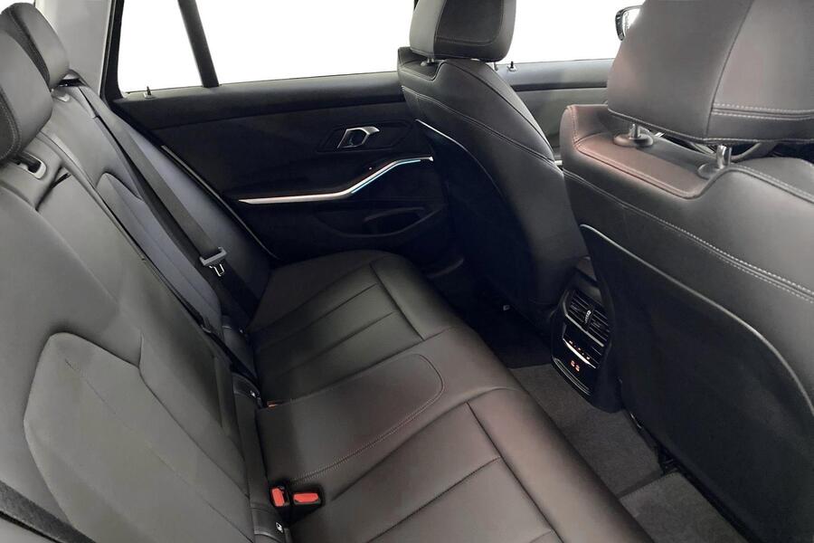 BMW 330 vaihtoauto