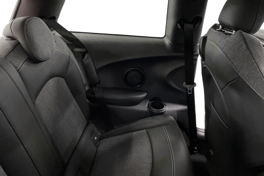 Mini Hatchback vaihtoauto