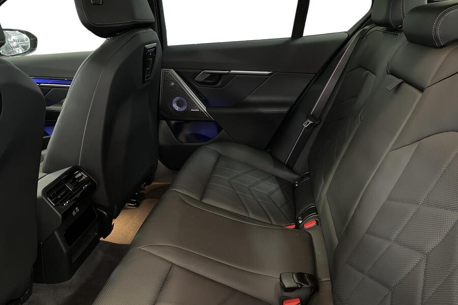 BMW i5 M60 vaihtoauto