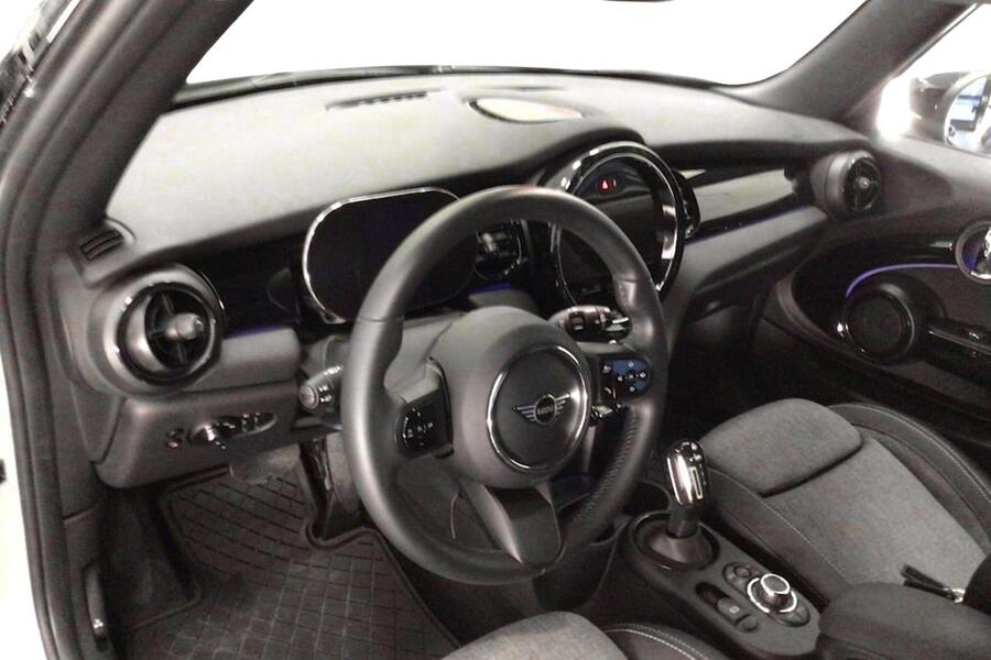 Mini Hatchback vaihtoauto