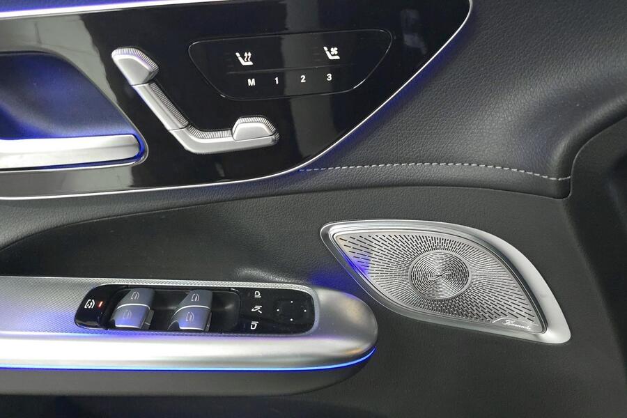 Mercedes-Benz EQE vaihtoauto