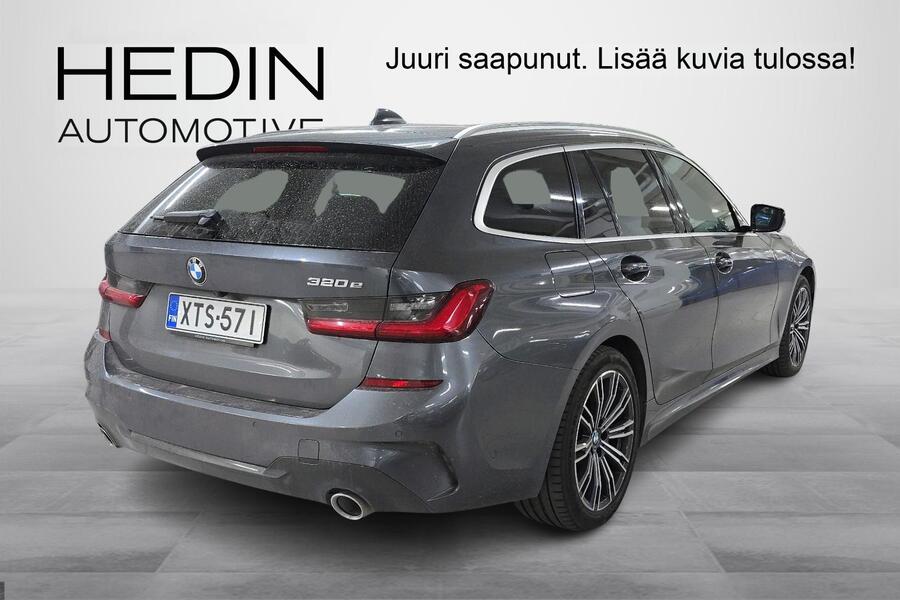 BMW 320 vaihtoauto