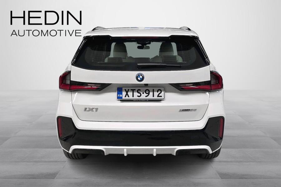 BMW iX1 vaihtoauto