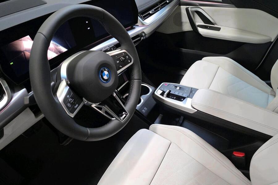 BMW iX1 vaihtoauto