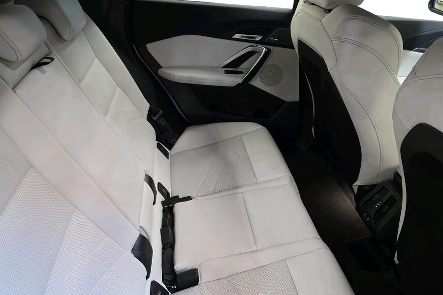 BMW iX1 vaihtoauto