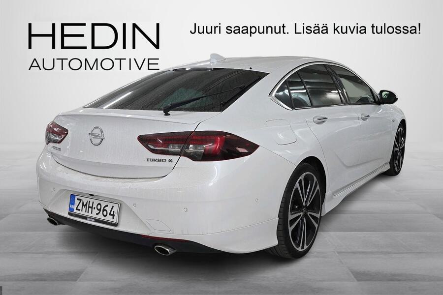 Opel Insignia vaihtoauto