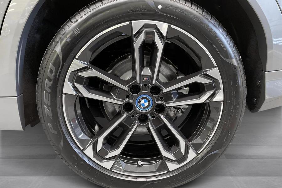 BMW iX2 vaihtoauto