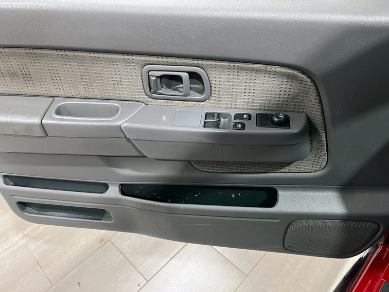 Nissan King vaihtoauto