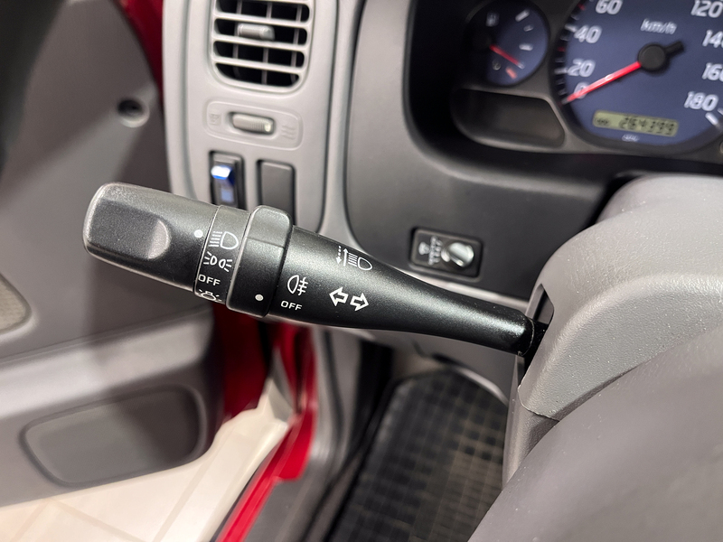 Nissan King vaihtoauto