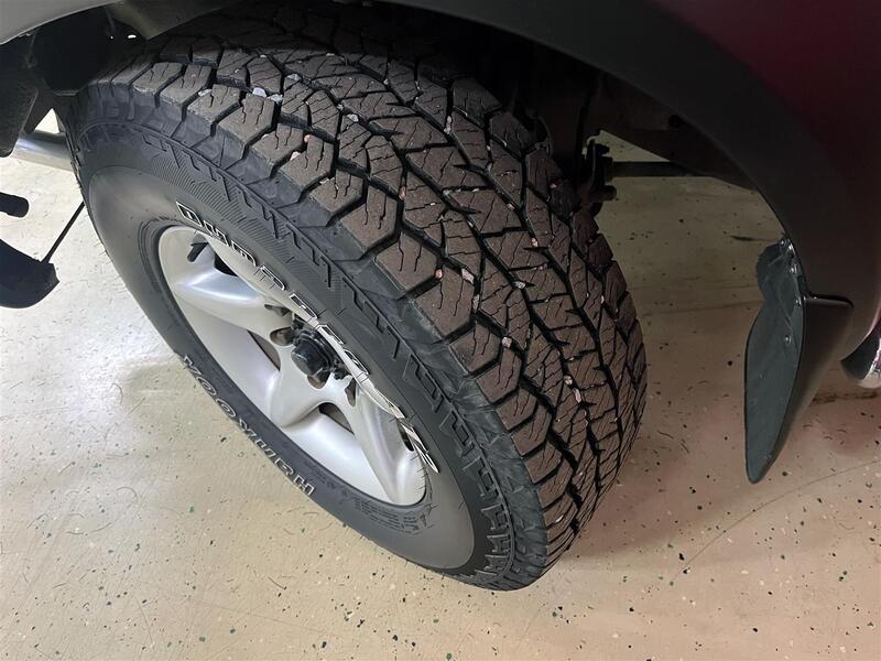 Nissan King vaihtoauto