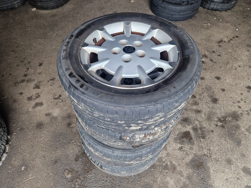 Nissan Maxima vaihtoauto